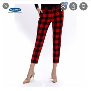 Old Navy Red buffalo plaid Harper cropped pants